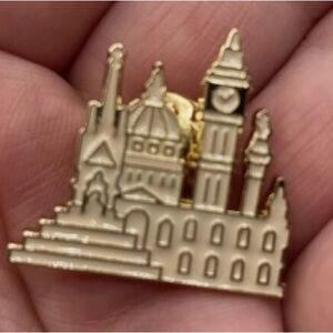 Burberry Big Ben Pin